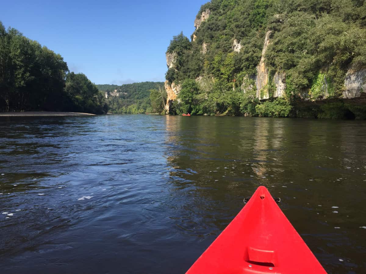 canoes-decouverte-dordogne-sarlat-riviere-kayak-rocher-vitrac-carsac